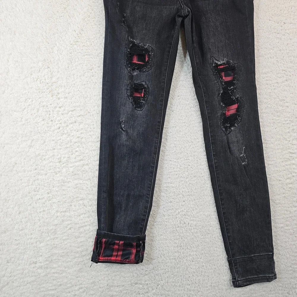 Judy‎ Blue Skinny Fit Distressed Black Plaid Patch Jeans JB82191BK Size 7/28